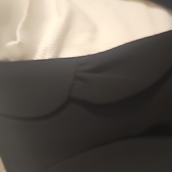 Tahari Blazer, Jacket Black Size 4 - Picture 3 of 12